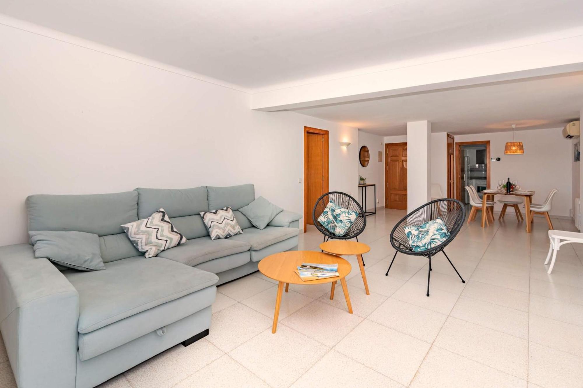 Vora Mar Beachfront Apartment By Sealand Villas Port de Pollença Eksteriør bilde