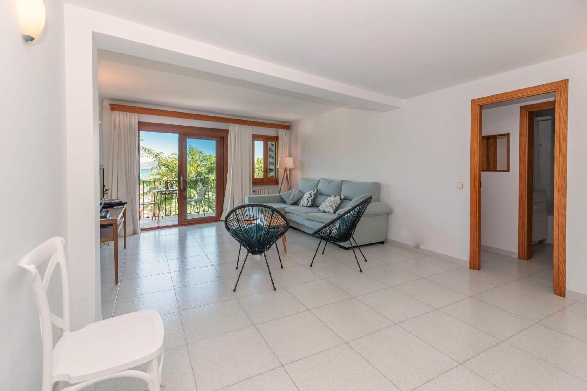 Vora Mar Beachfront Apartment By Sealand Villas Port de Pollença Eksteriør bilde
