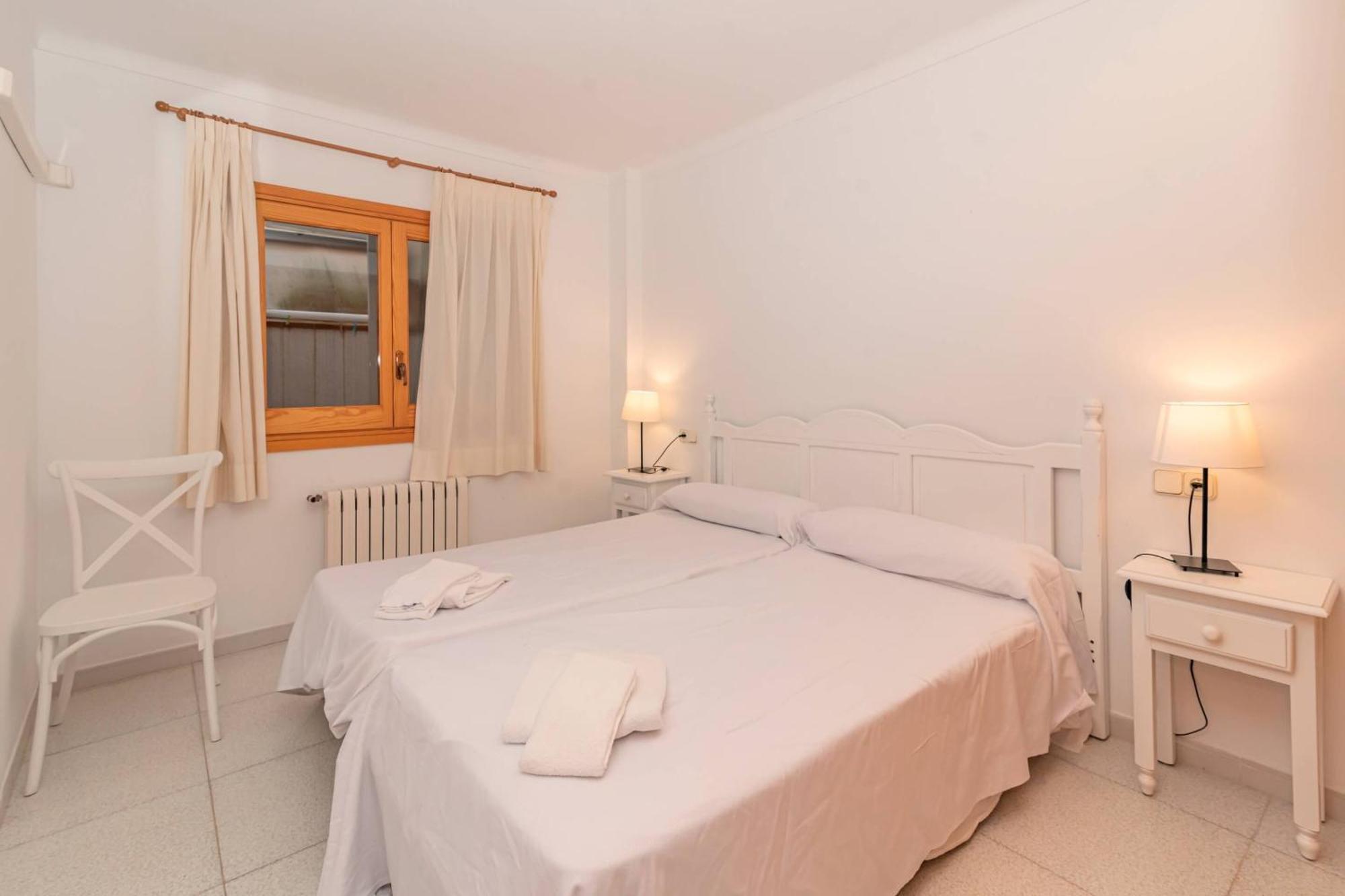 Vora Mar Beachfront Apartment By Sealand Villas Port de Pollença Eksteriør bilde