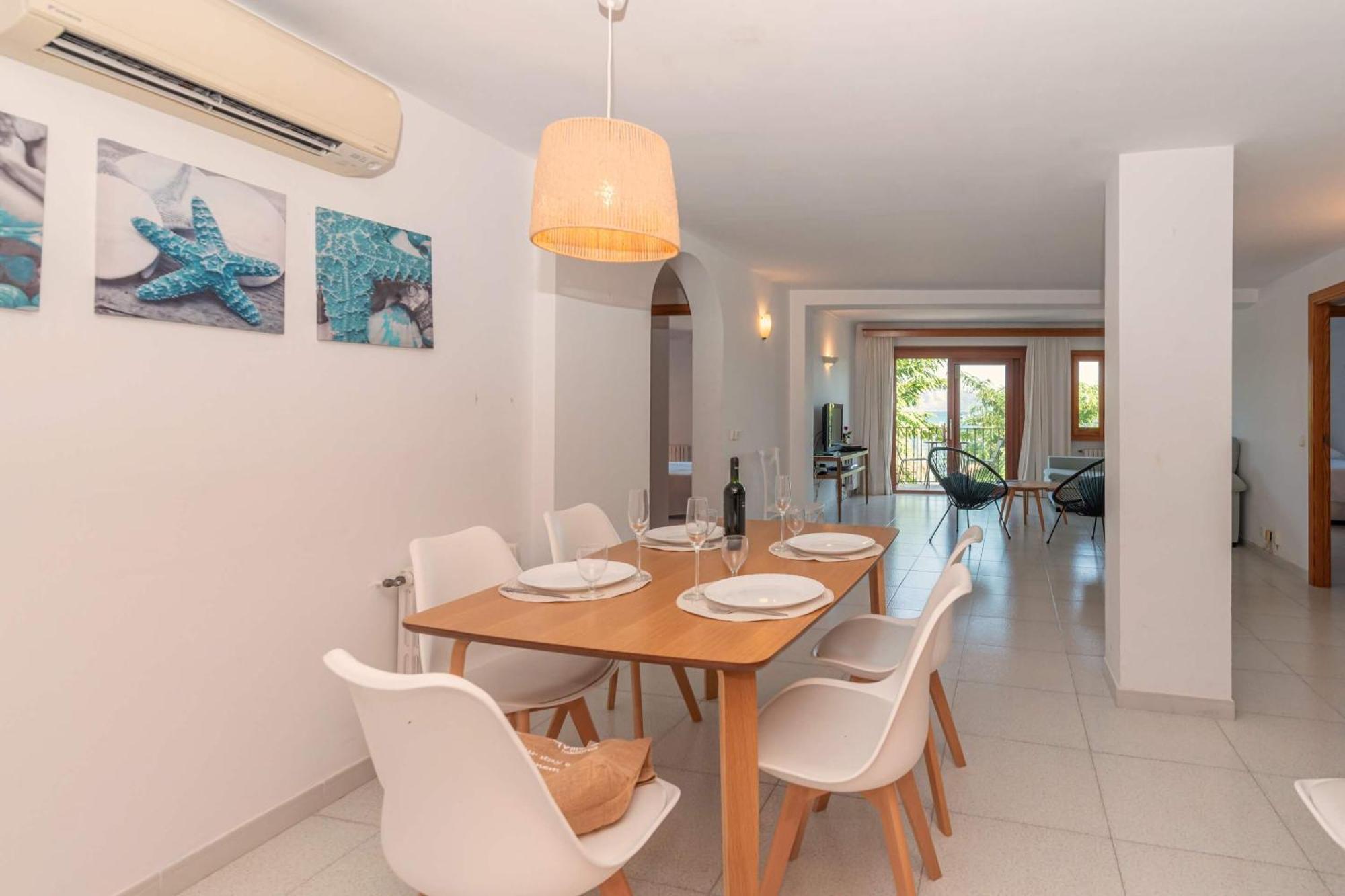 Vora Mar Beachfront Apartment By Sealand Villas Port de Pollença Eksteriør bilde