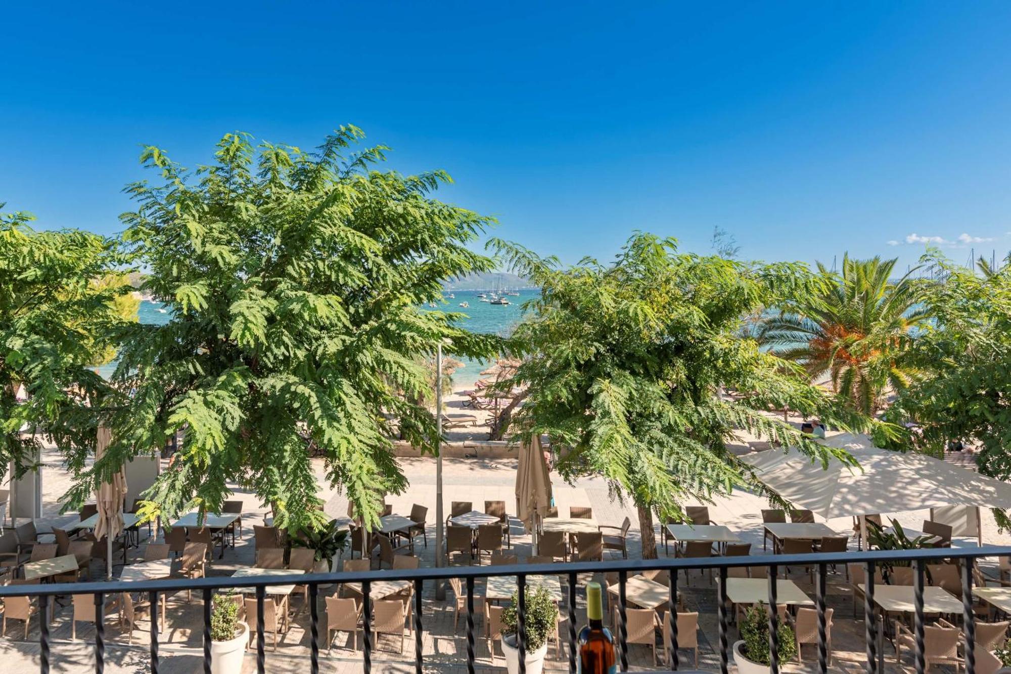 Vora Mar Beachfront Apartment By Sealand Villas Port de Pollença Eksteriør bilde